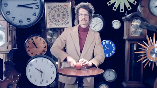 Darwin Deez></p>
<p>In his new video for “<strong><a href=