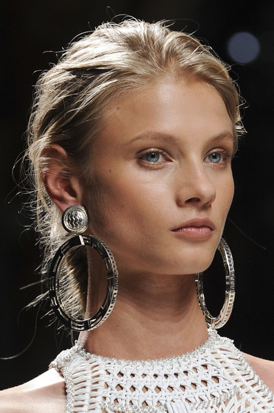 balmain-silver-metal-hoop-earrings-spring2013-runway - NickyDigital.com ...